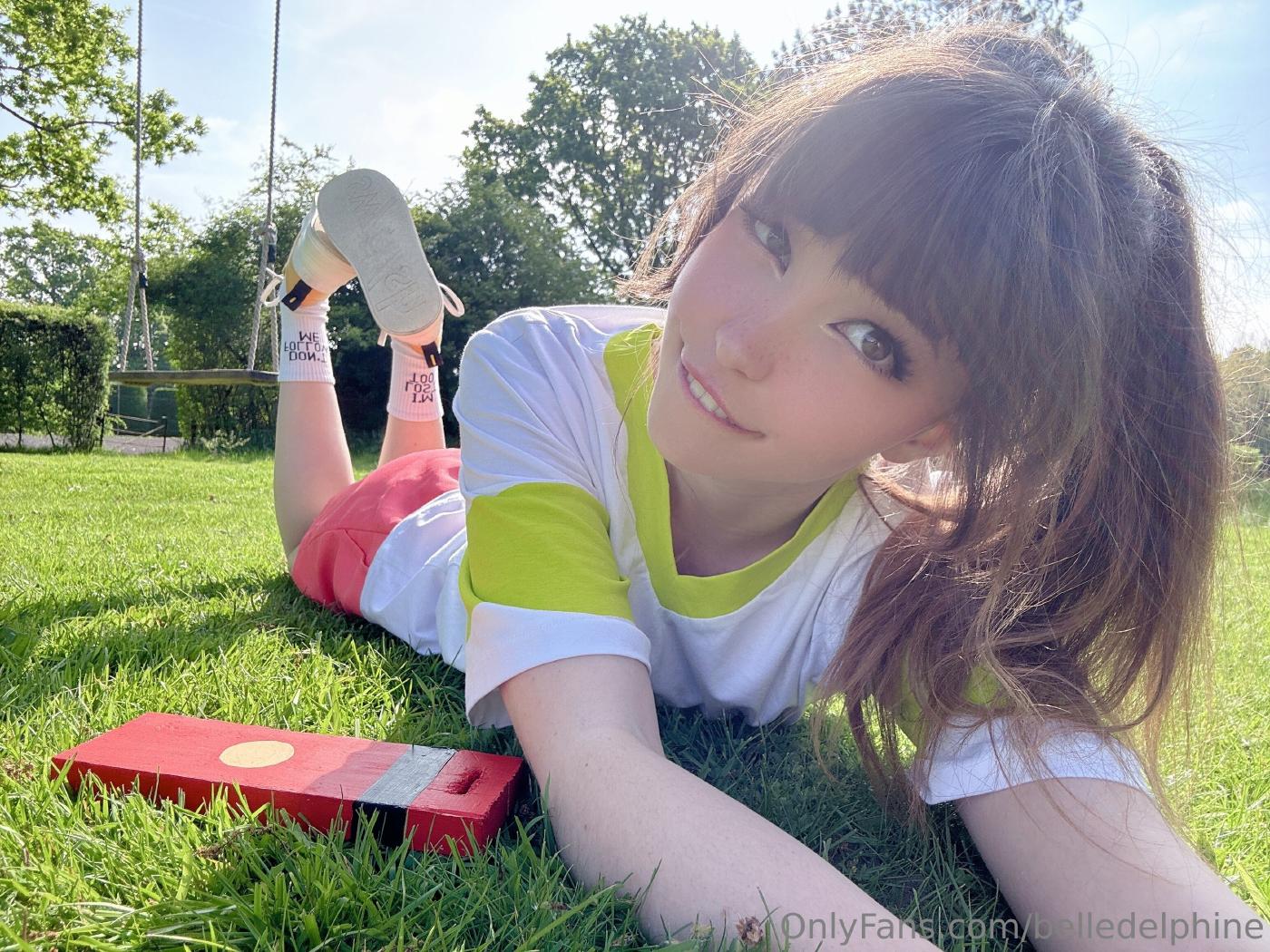 Belle Delphine Chihiro Cosplay Outdoor Onlyfans Set Leaked