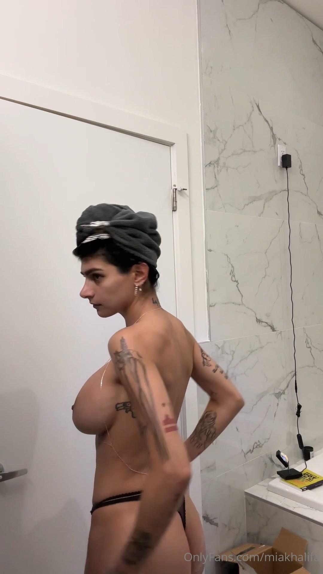 Mia Khalifa Nude Dressing After Shower OnlyFans Video