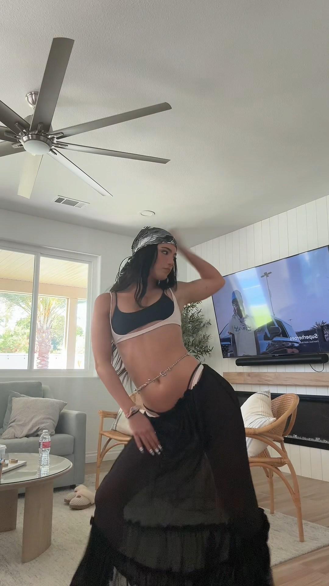 Charli D’Amelio Coachella Fit 2024 TikTok Video Leaked