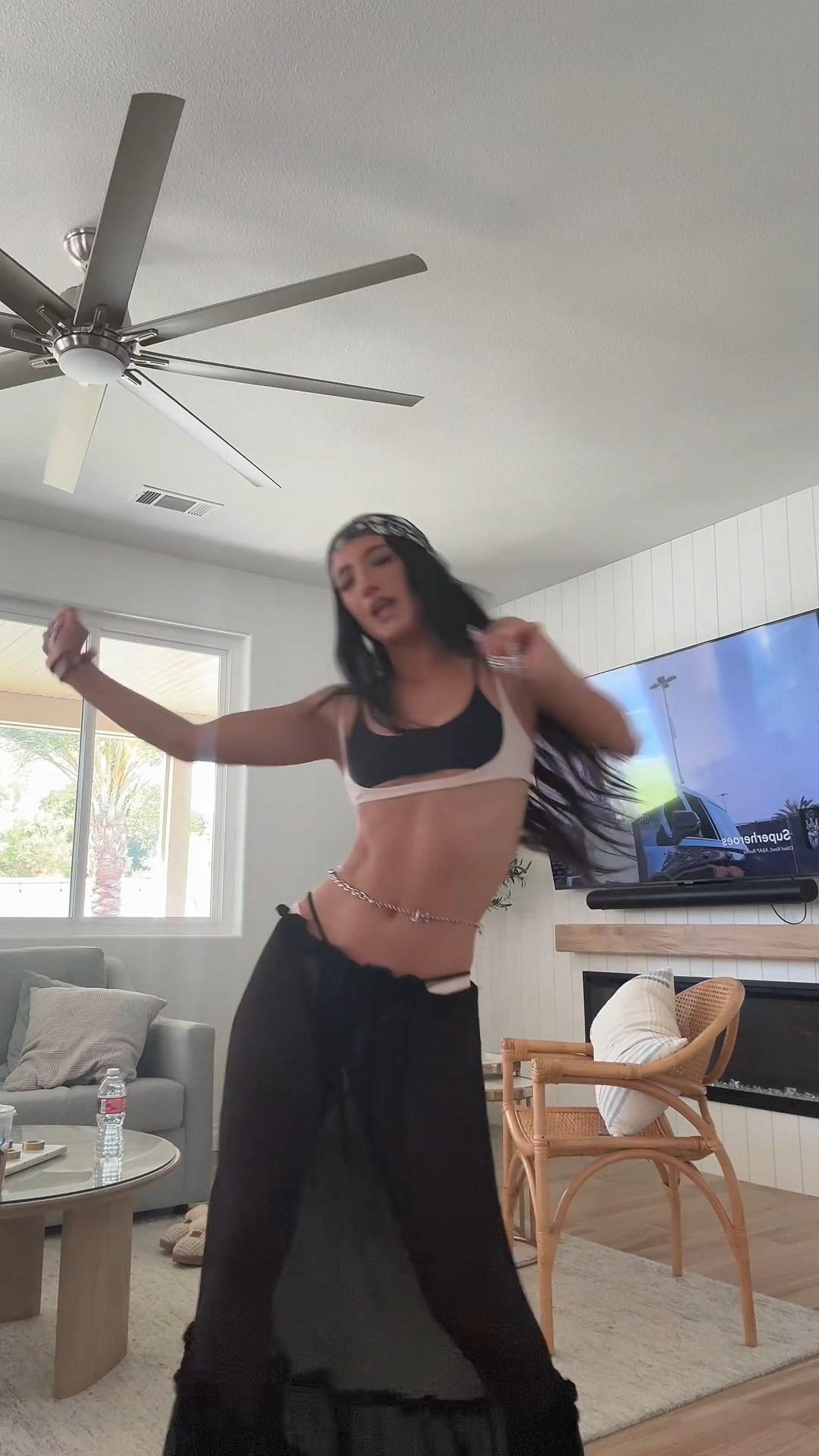 Charli D’Amelio Coachella Fit 2024 TikTok Video Leaked