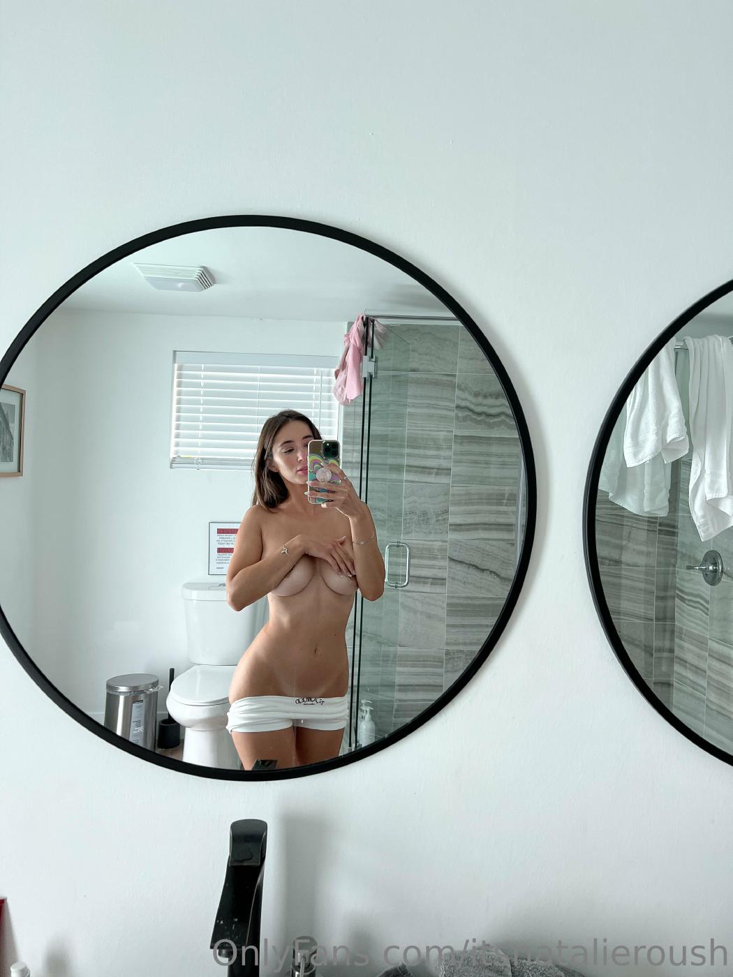 Natalie Roush Bathroom Mirror Selfies Onlyfans Set Leaked