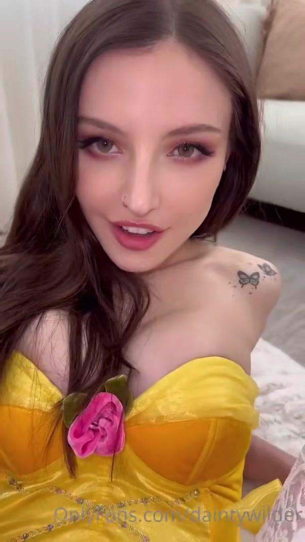 Dainty Wilder Buttplug Pussy Masturbation OnlyFans Video