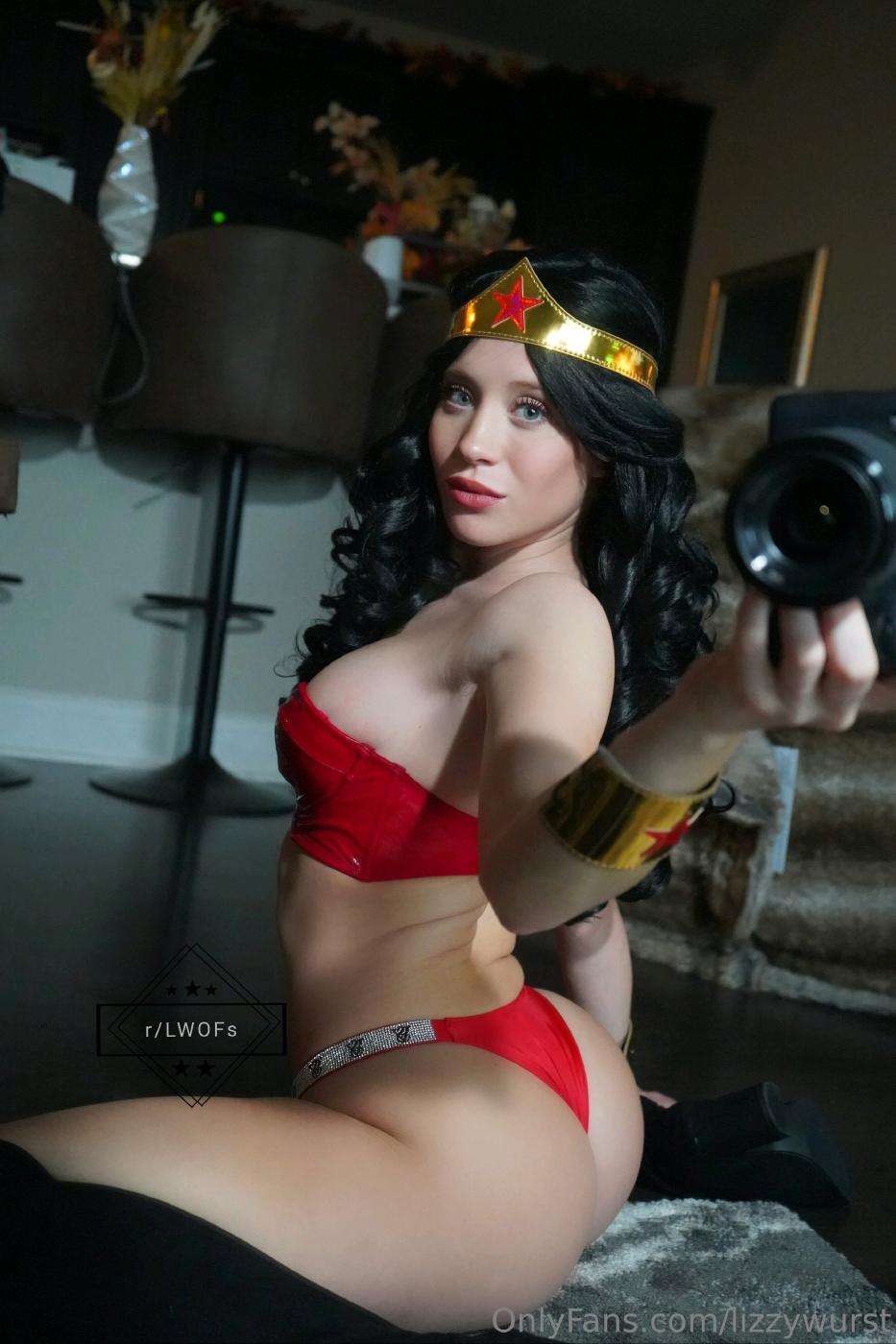 Lizzy Wurst As Wonder Woman Set Leaked