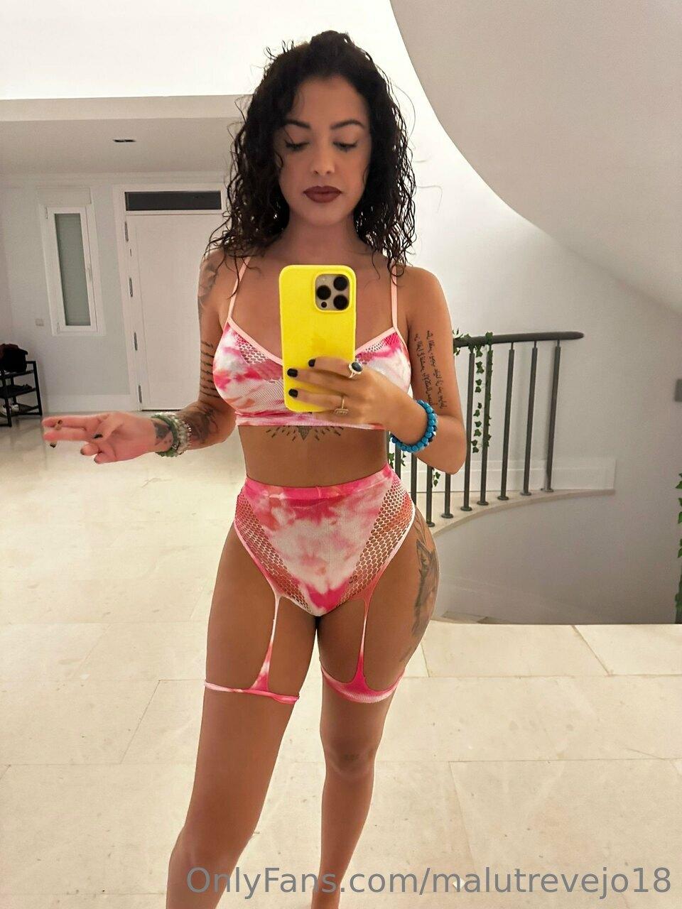 Malu Trevejo Lingerie Outfit Selfies Onlyfans Set Leaked