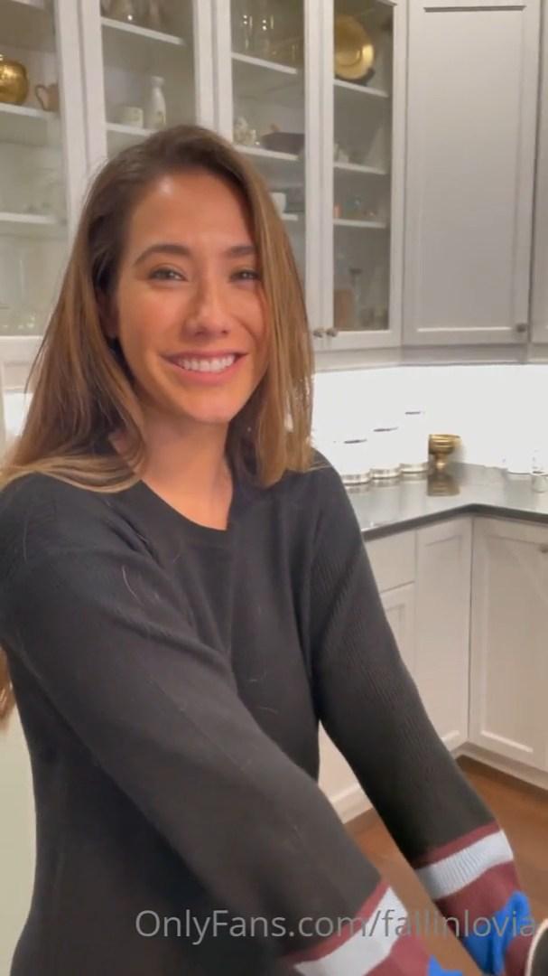 Eva Lovia Kitchen Blowjob OnlyFans Video Leaked