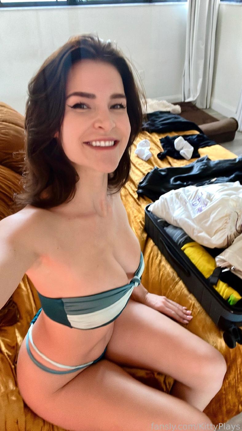 KittyPlays Sexy Underboob Bikini Fansly Set Leaked