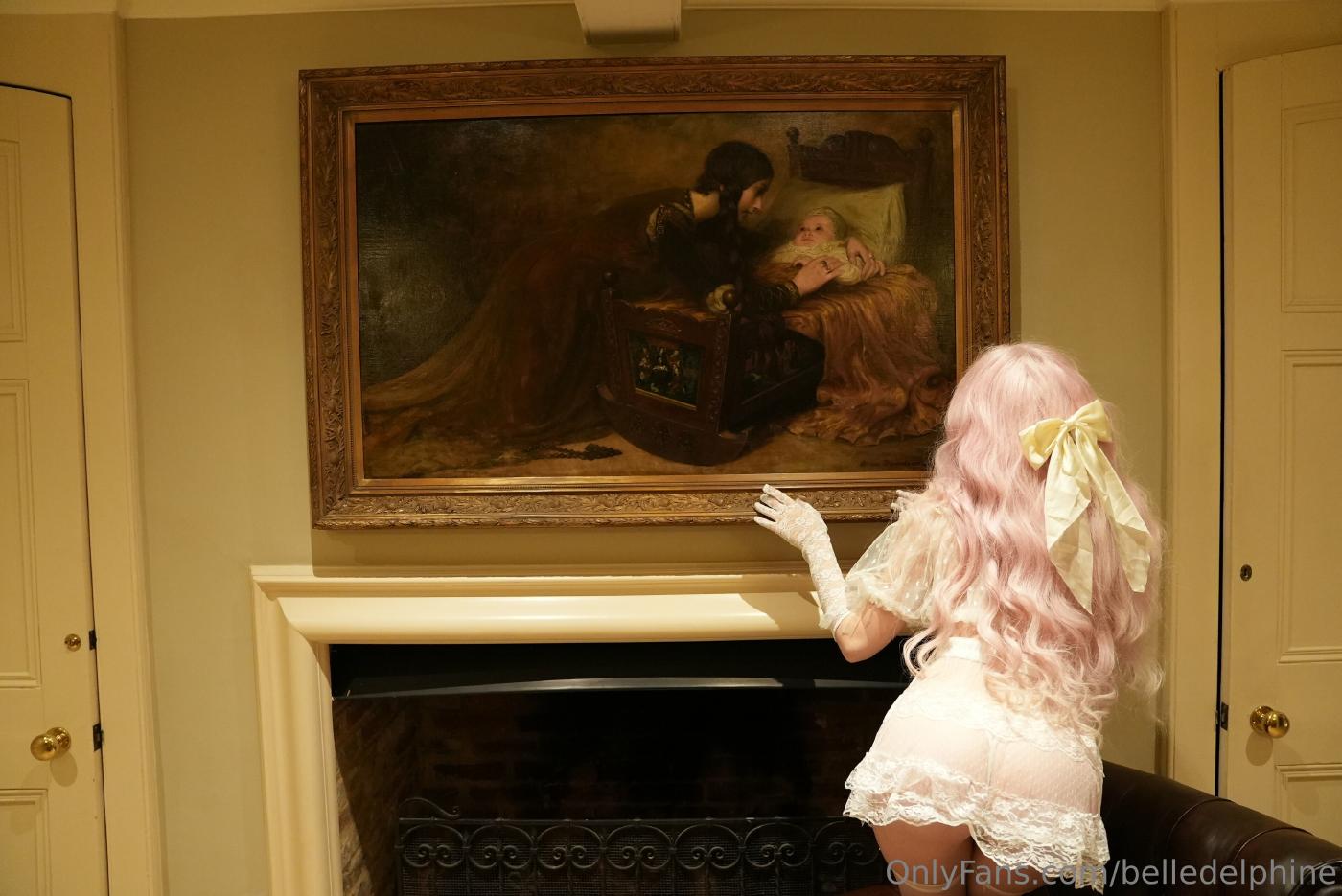 Belle Delphine Antiques Onlyfans Nude Photos Leaked