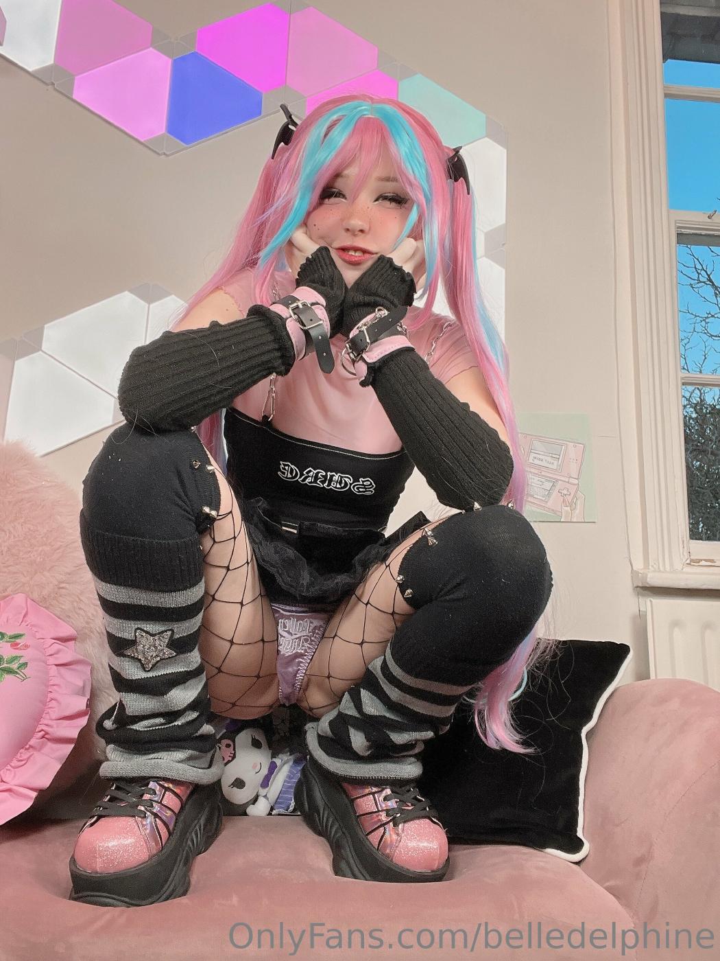 Belle Delphine Bubble Gum Emo Nude Onlyfans Set Leaked