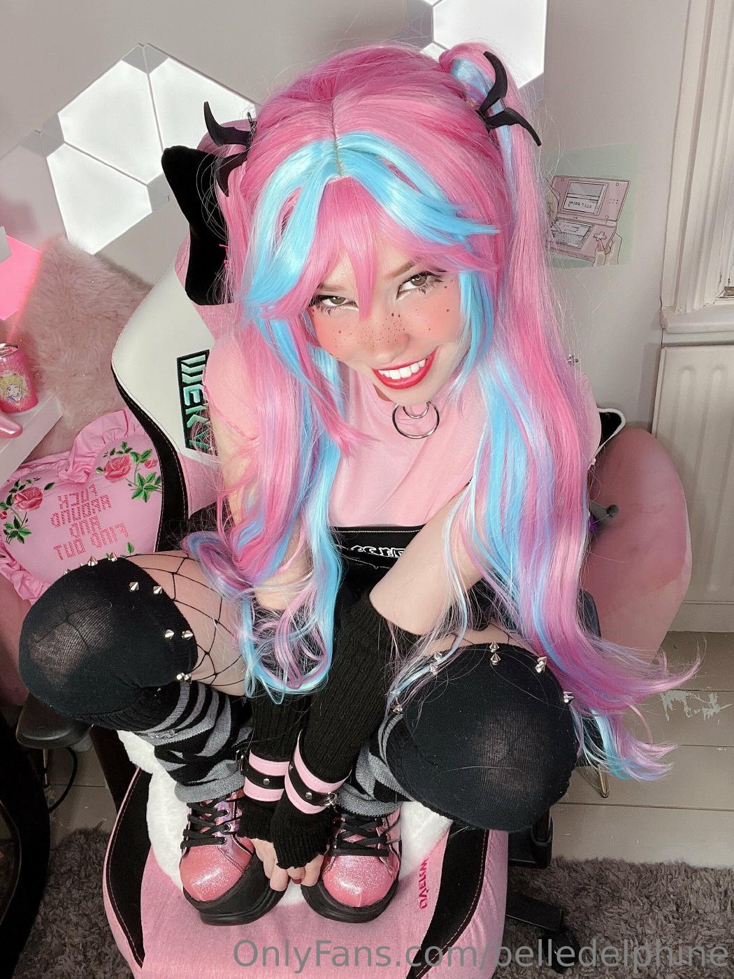 Belle Delphine Bubble Gum Emo Nude Onlyfans Set Leaked