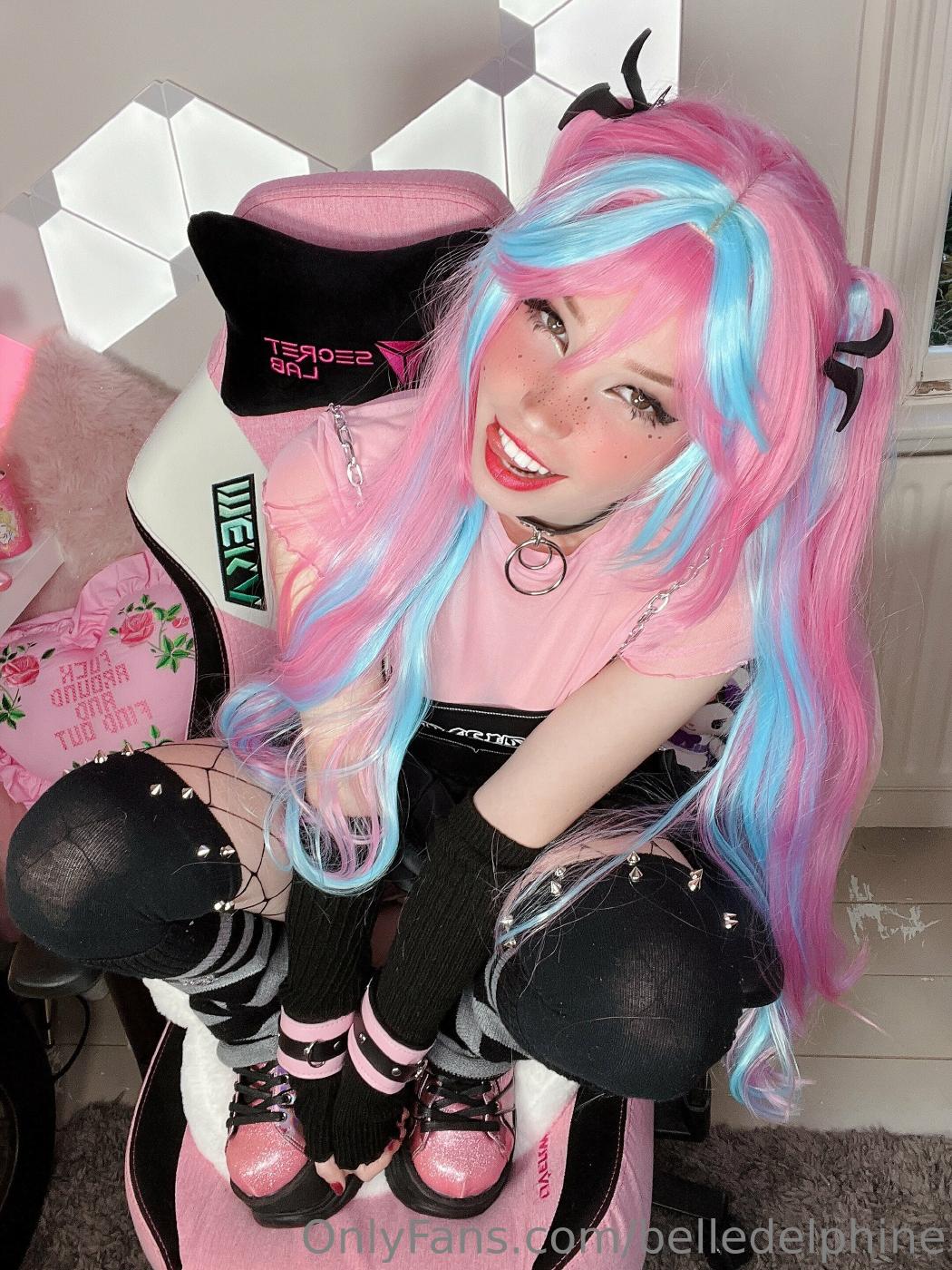 Belle Delphine Bubble Gum Emo Nude Onlyfans Set Leaked