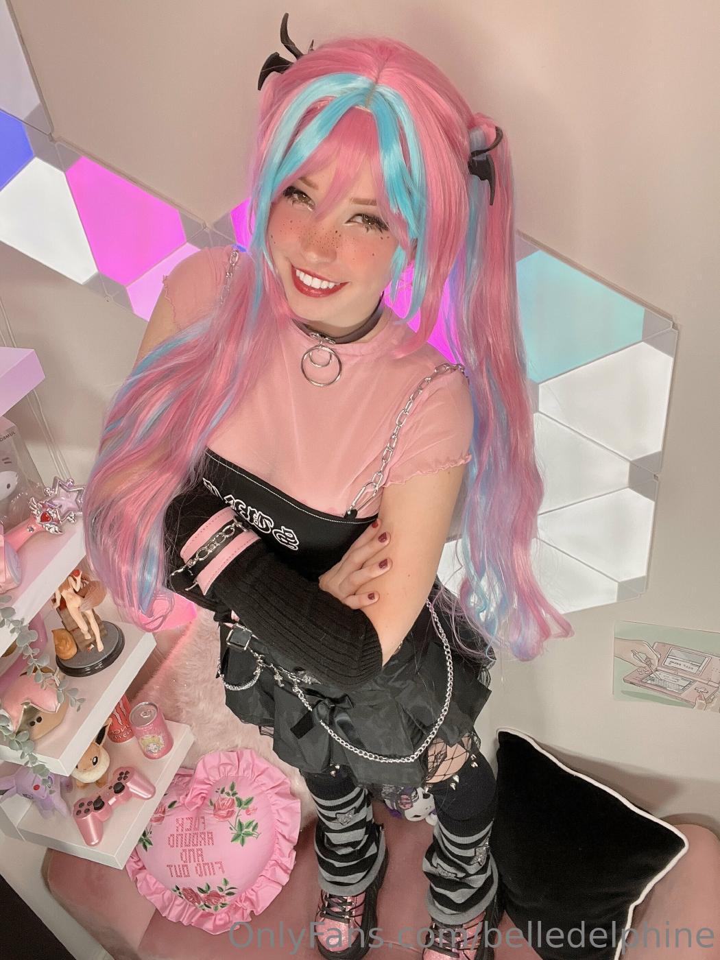 Belle Delphine Bubble Gum Emo Nude Onlyfans Set Leaked