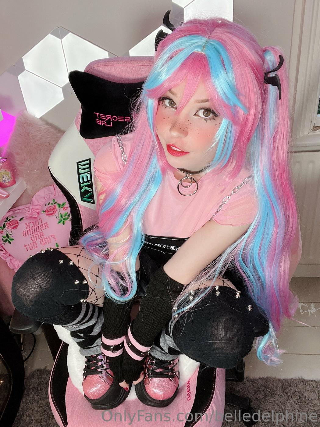 Belle Delphine Bubble Gum Emo Nude Onlyfans Set Leaked