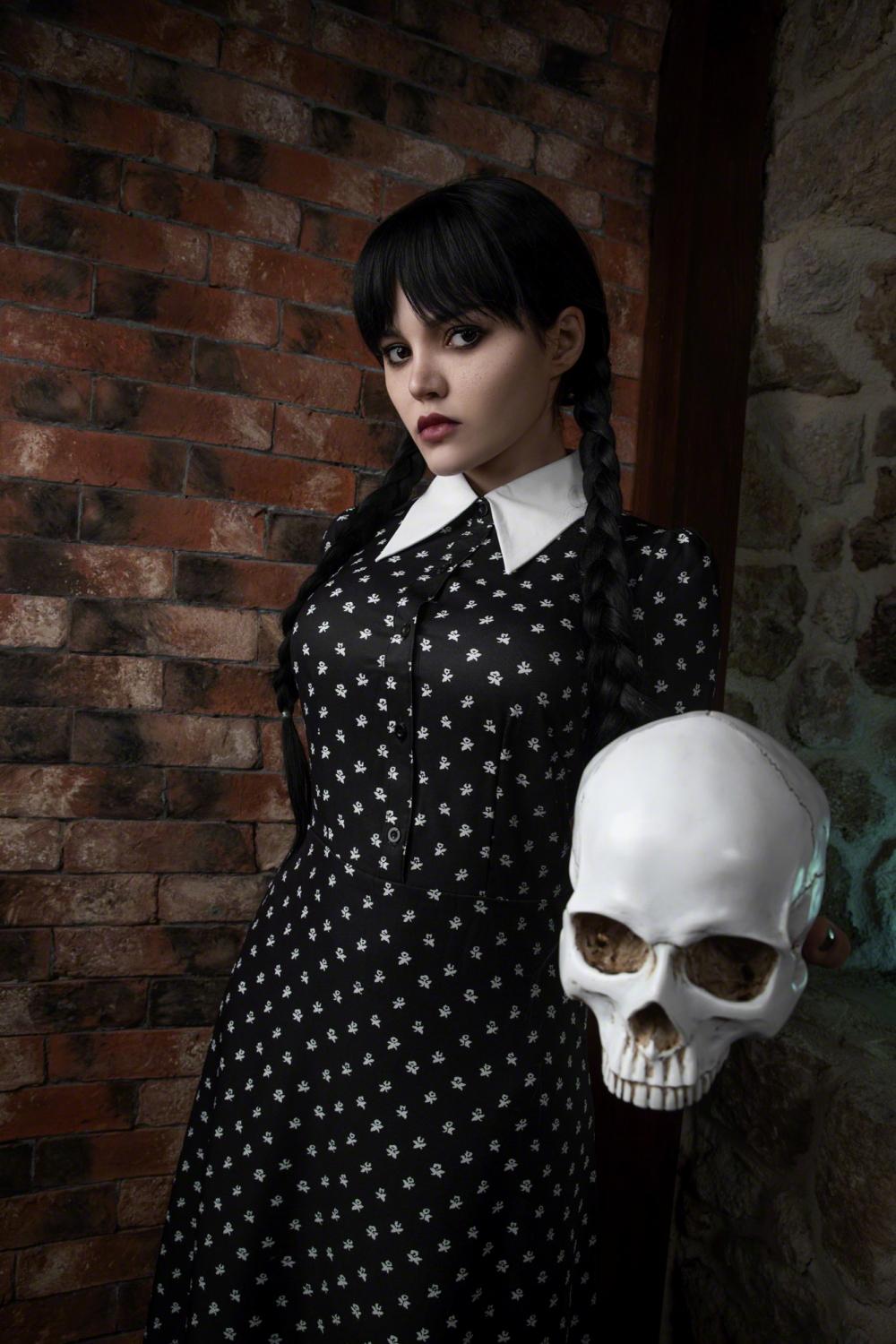 Kalinka Fox Wednesday Addams Cosplay Patreon Nudes Leaked