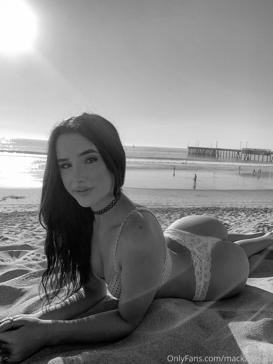 Mackenzie Jones Beach Pussy Flash Onlyfans Set Leaked