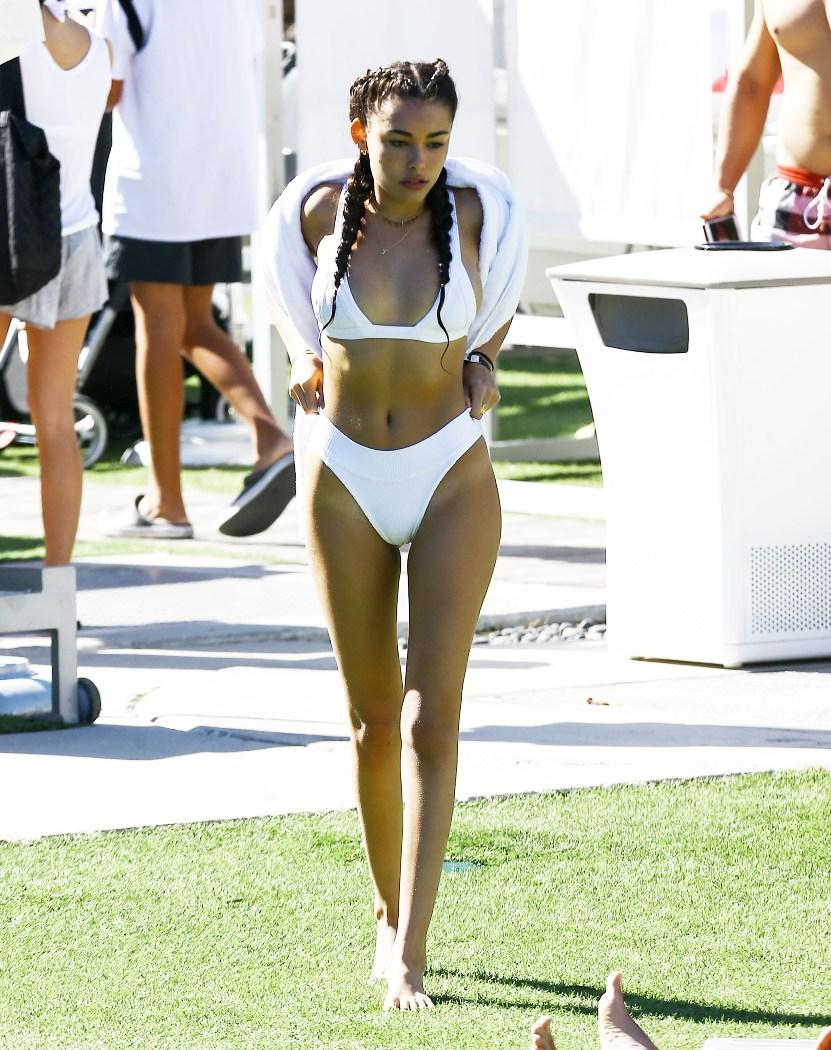 Madison Beer Sexy Bikini Cameltoe Set Leaked