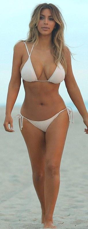 Kim Kardashian Bikini Beach Candid Set Leaked