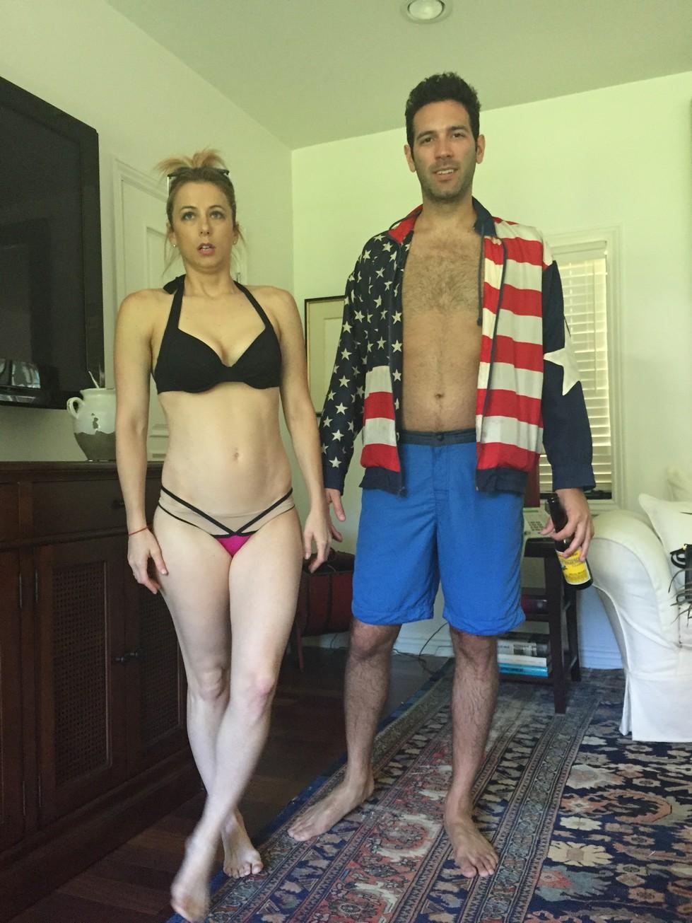 Iliza Shlesinger Sexy Black Bikini Selfies Set Leaked