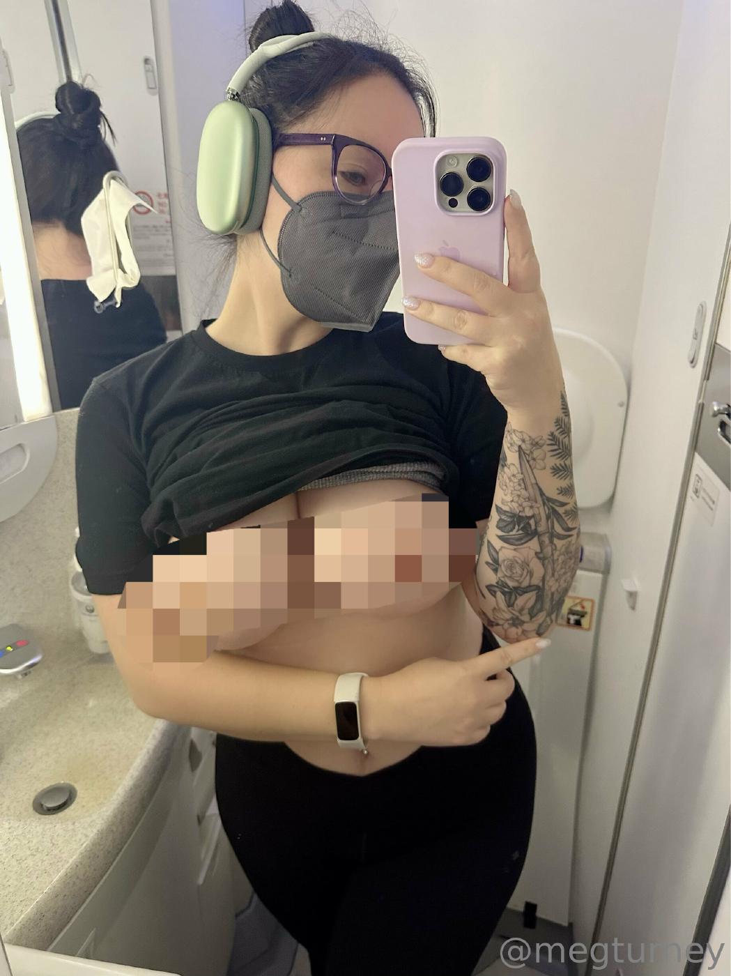 Meg Turney Plane Mirror Selfies Onlyfans Set Leaked