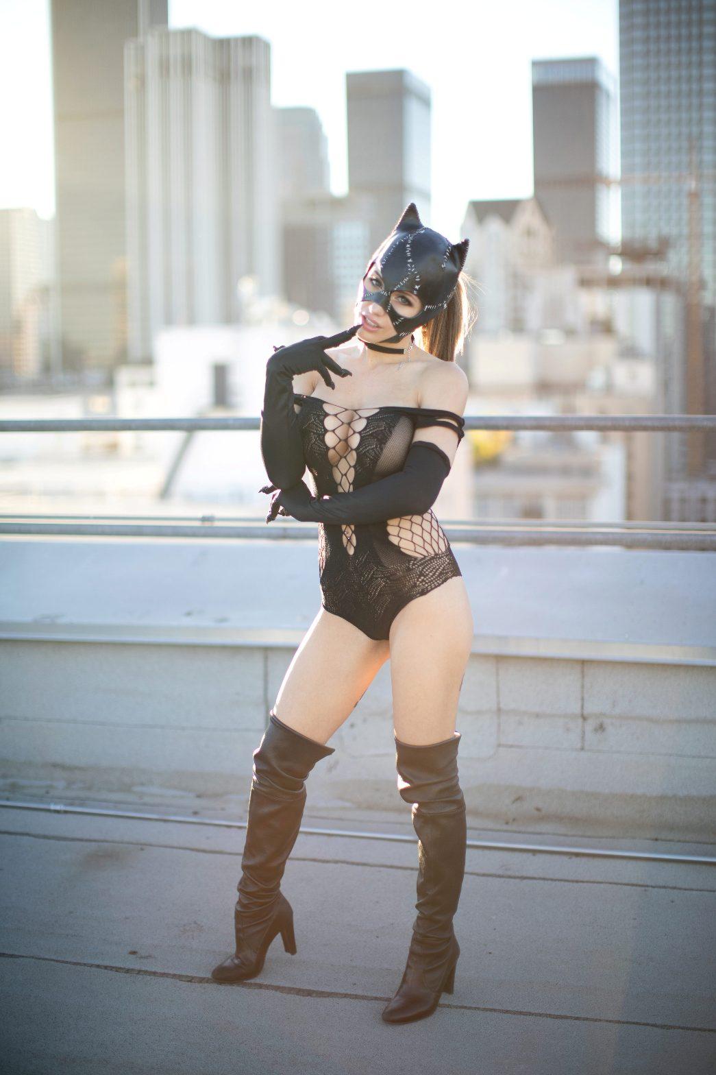 Liz Katz Nude Catwoman Bondage Costume Onlyfans Set Leaked