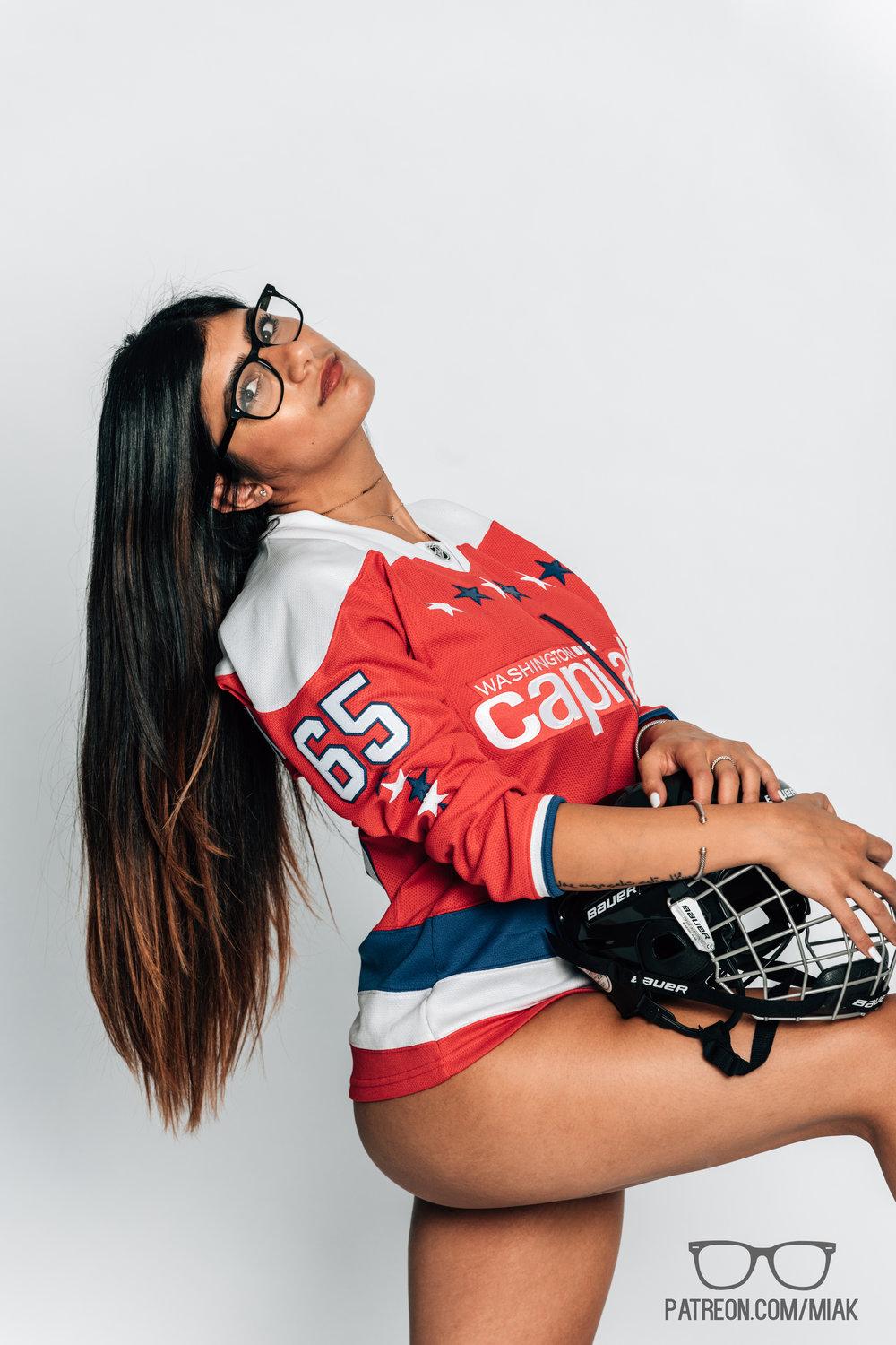 Mia Khalifa Hockey Jersey Sexy Photoshoot Set Leaked