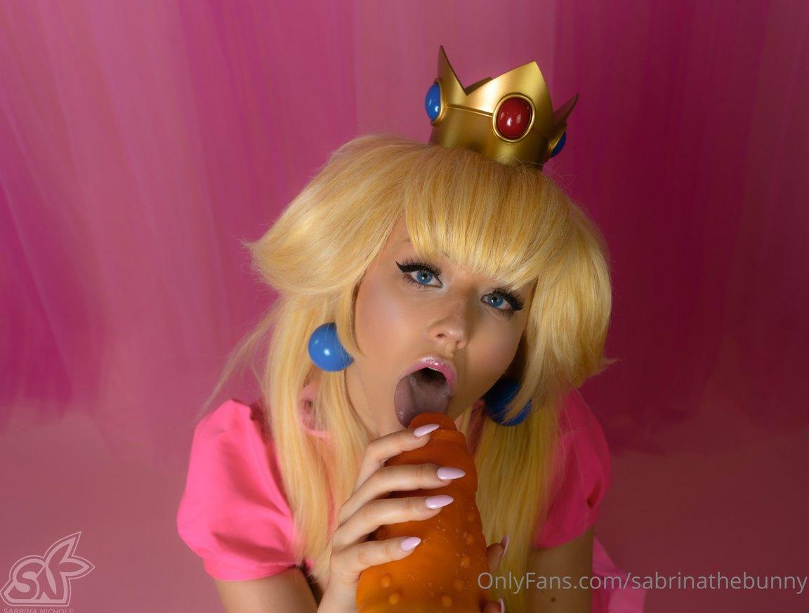 Sabrina Nichole Princess Peach Cosplay OnlyFans Set Leaked