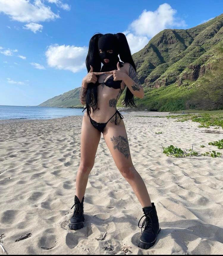 Bella Poarch Bikini Beach Mask Photoshoot Set Leaked