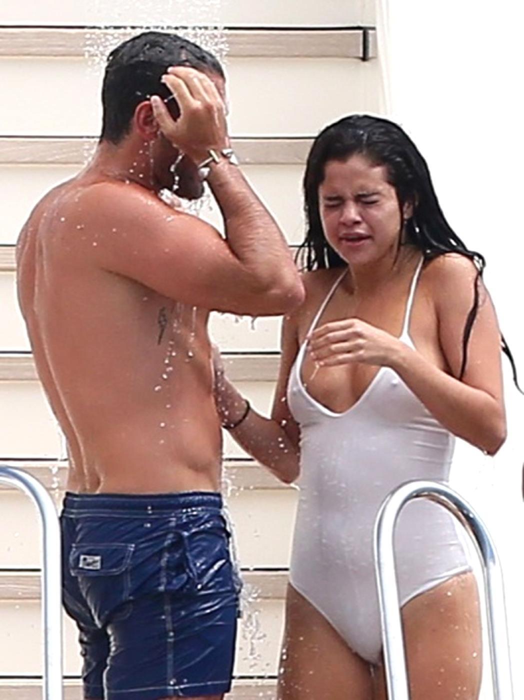 Selena Gomez Cara Delevingne Swimsuit Photos Leaked