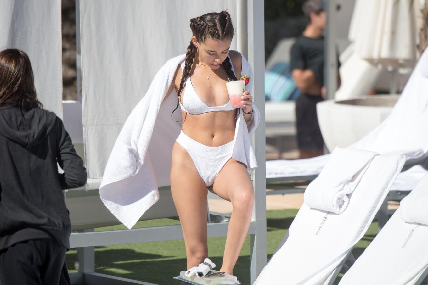 Madison Beer Camel Toe Bikini Photos Leaked