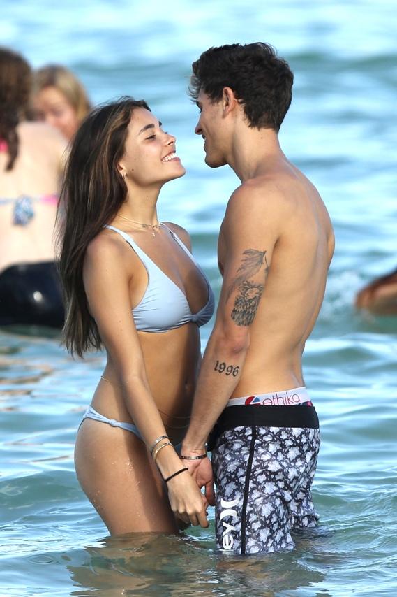 Madison Beer Bikini Camel Toe Public Set Leaked