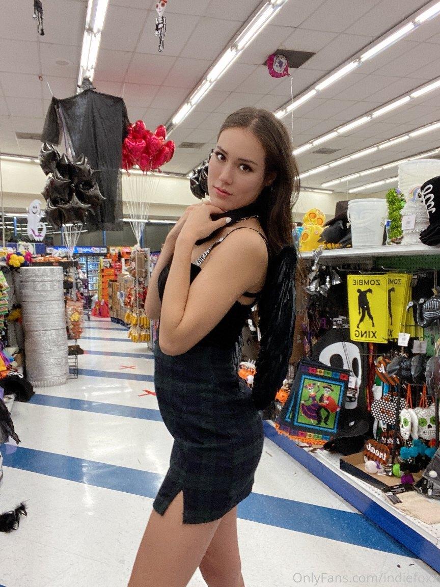 Indiefoxx Sexy Dress Skirt Selfies Onlyfans Photos Leaked