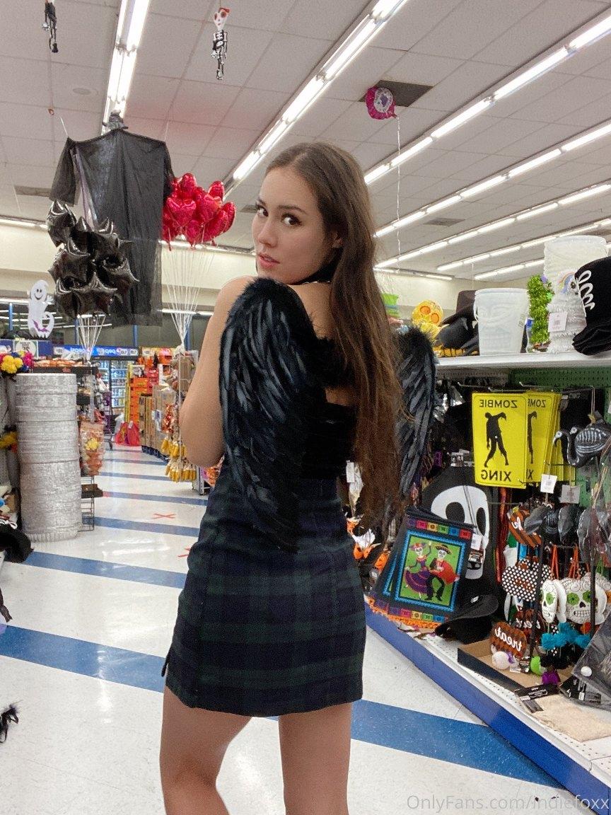 Indiefoxx Sexy Dress Skirt Selfies Onlyfans Photos Leaked