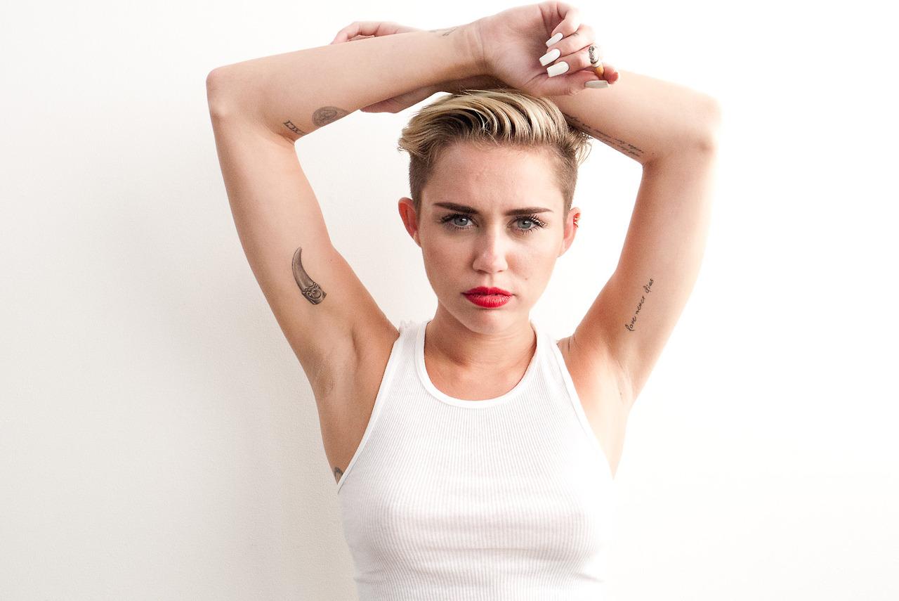 Miley Cyrus See-Through Panties BTS Photoshoot Leaked