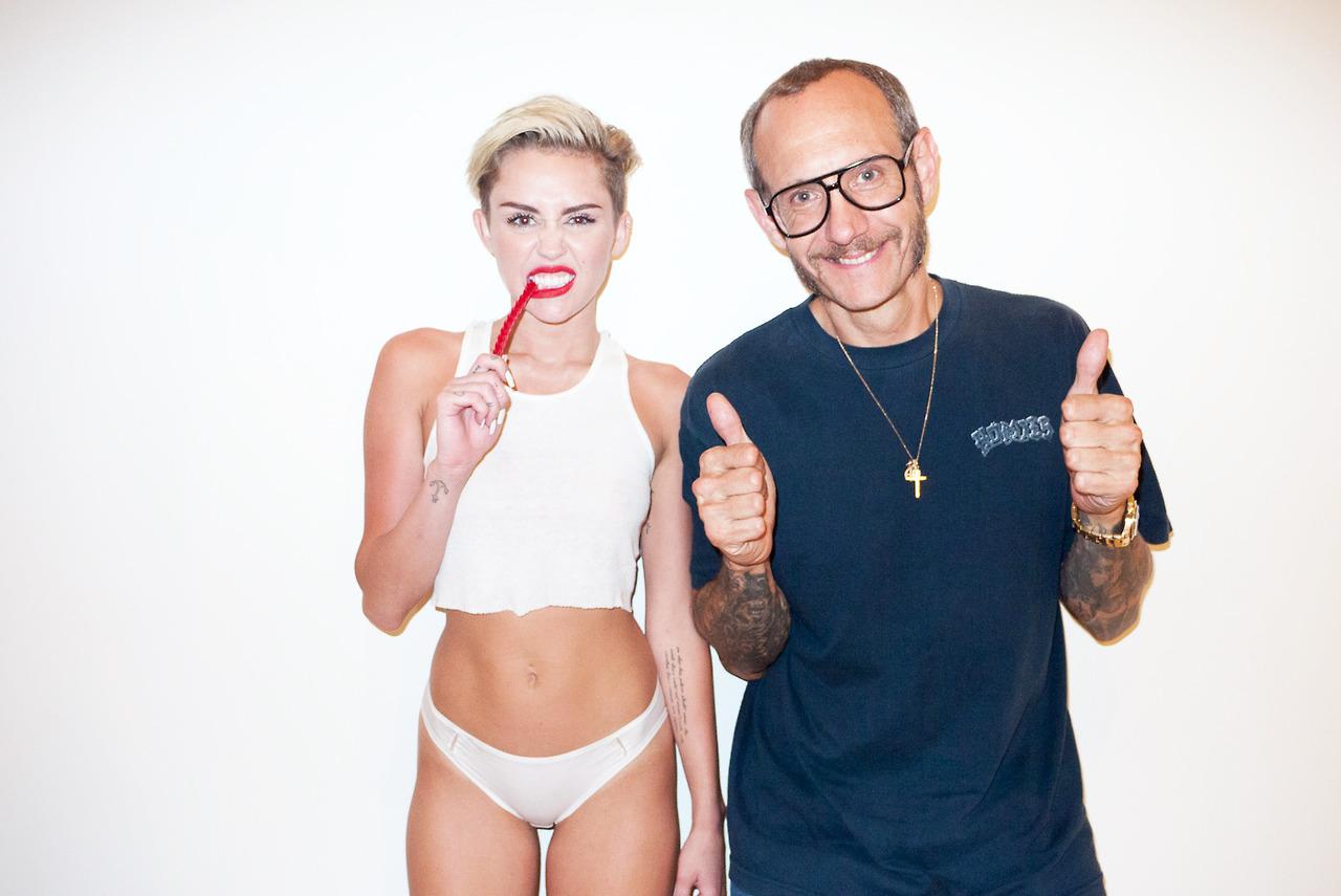 Miley Cyrus See-Through Panties BTS Photoshoot Leaked