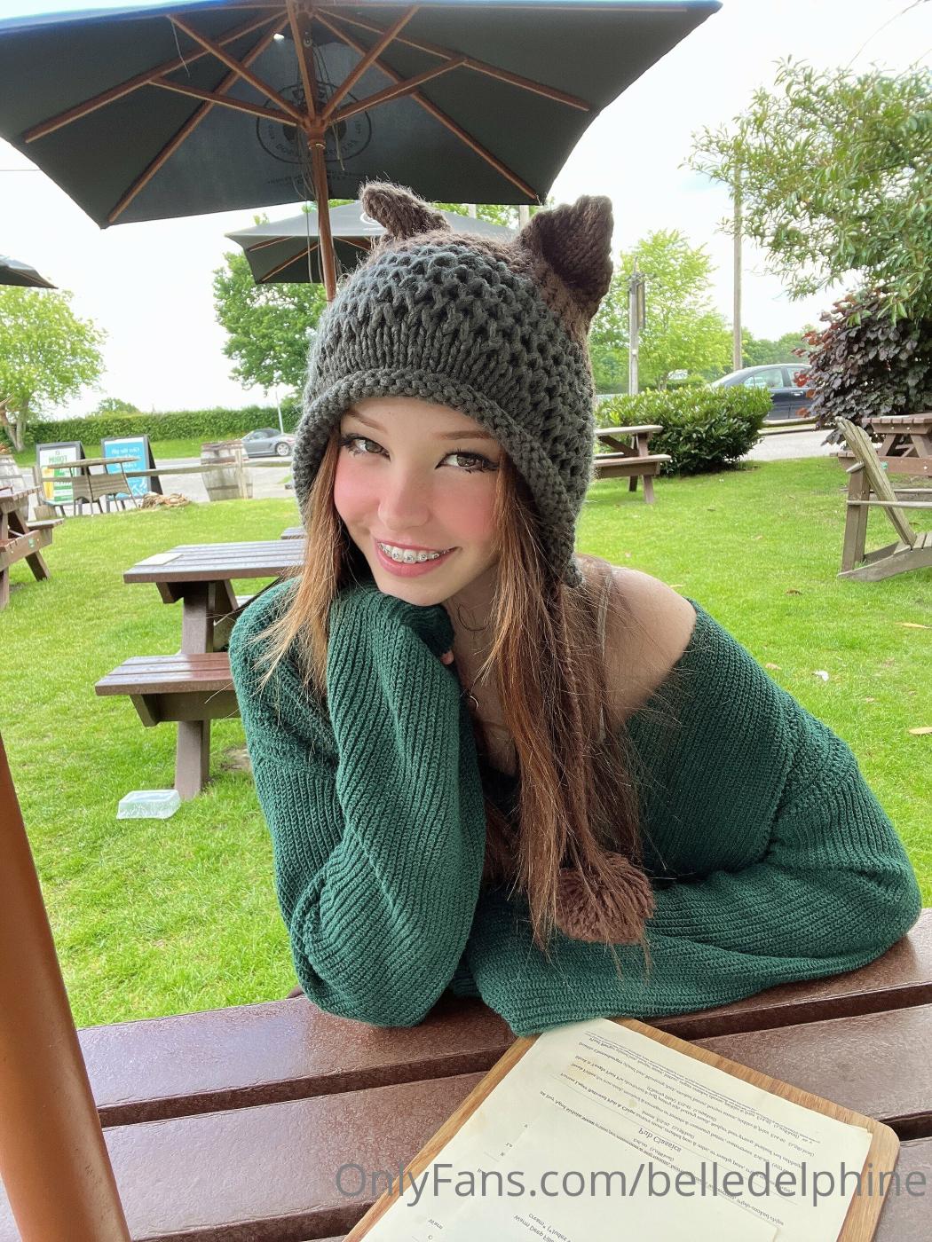 Belle Delphine Pub Lunch Onlyfans Photos Leaked