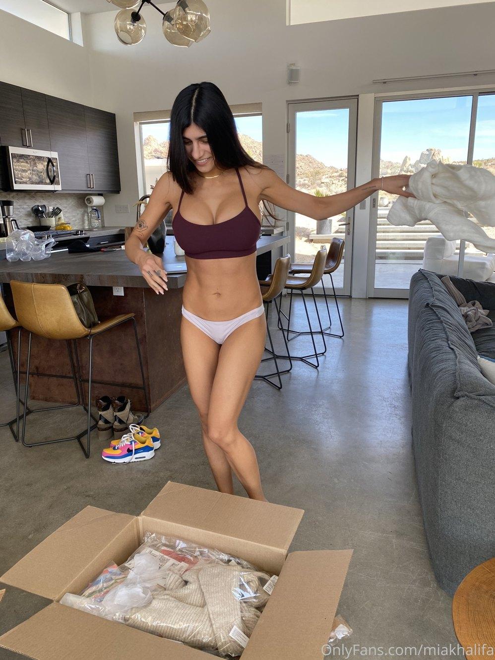 Mia Khalifa Try On Haul Lingerie Onlyfans Set Leaked