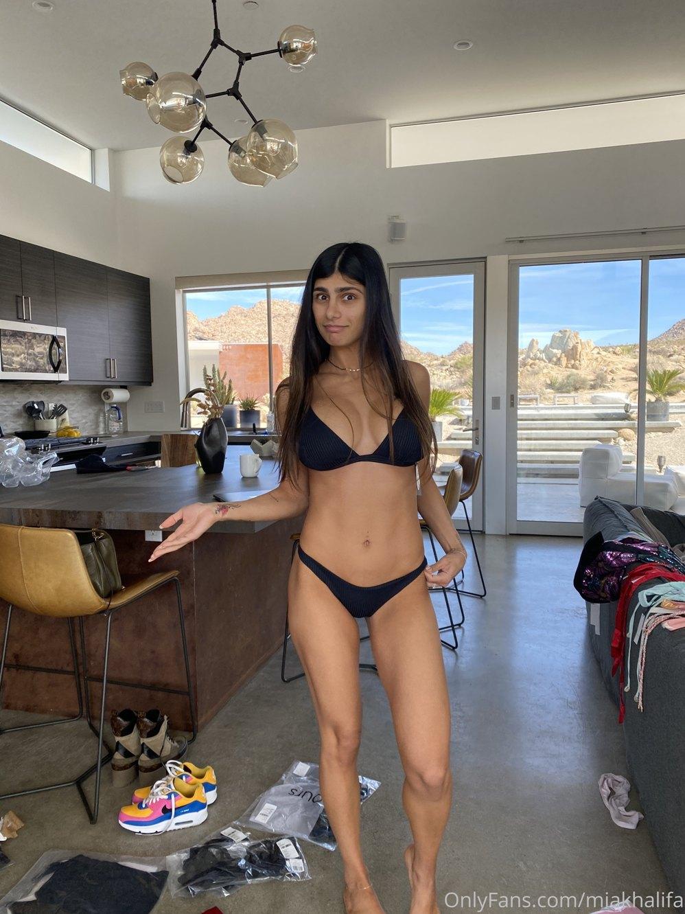 Mia Khalifa Try On Haul Lingerie Onlyfans Set Leaked