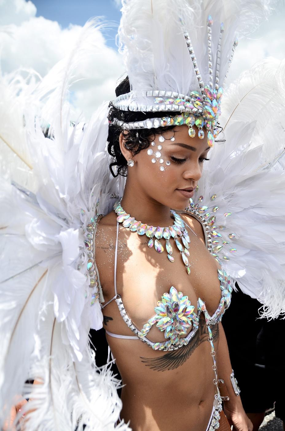 Rihanna Nipple Slip Barbados Festival Photos Leaked