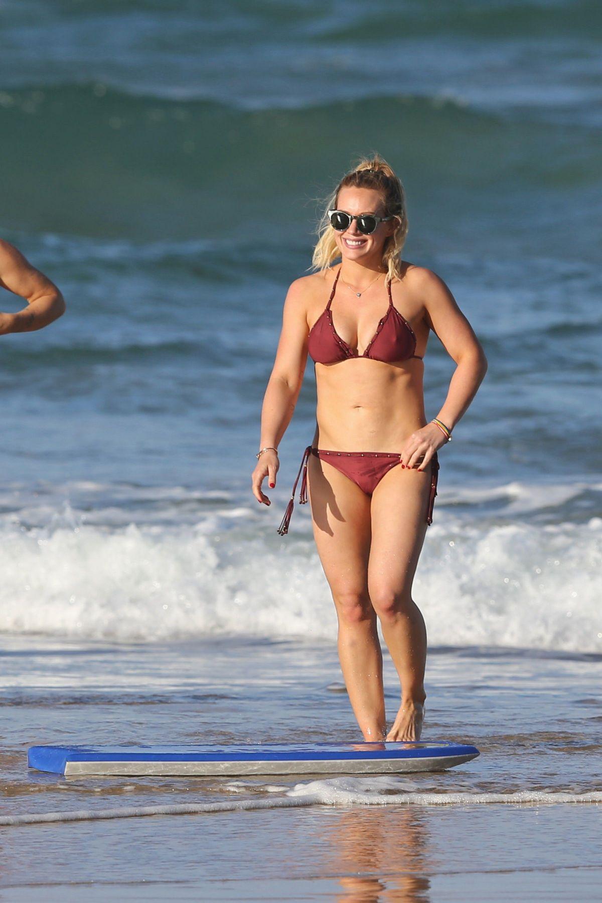 Hilary Duff Candid Bikini Beach Set Leaked