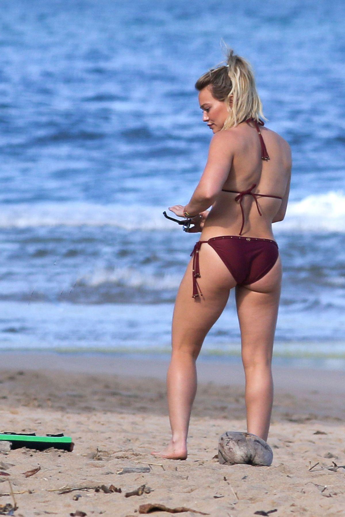 Hilary Duff Candid Bikini Beach Set Leaked