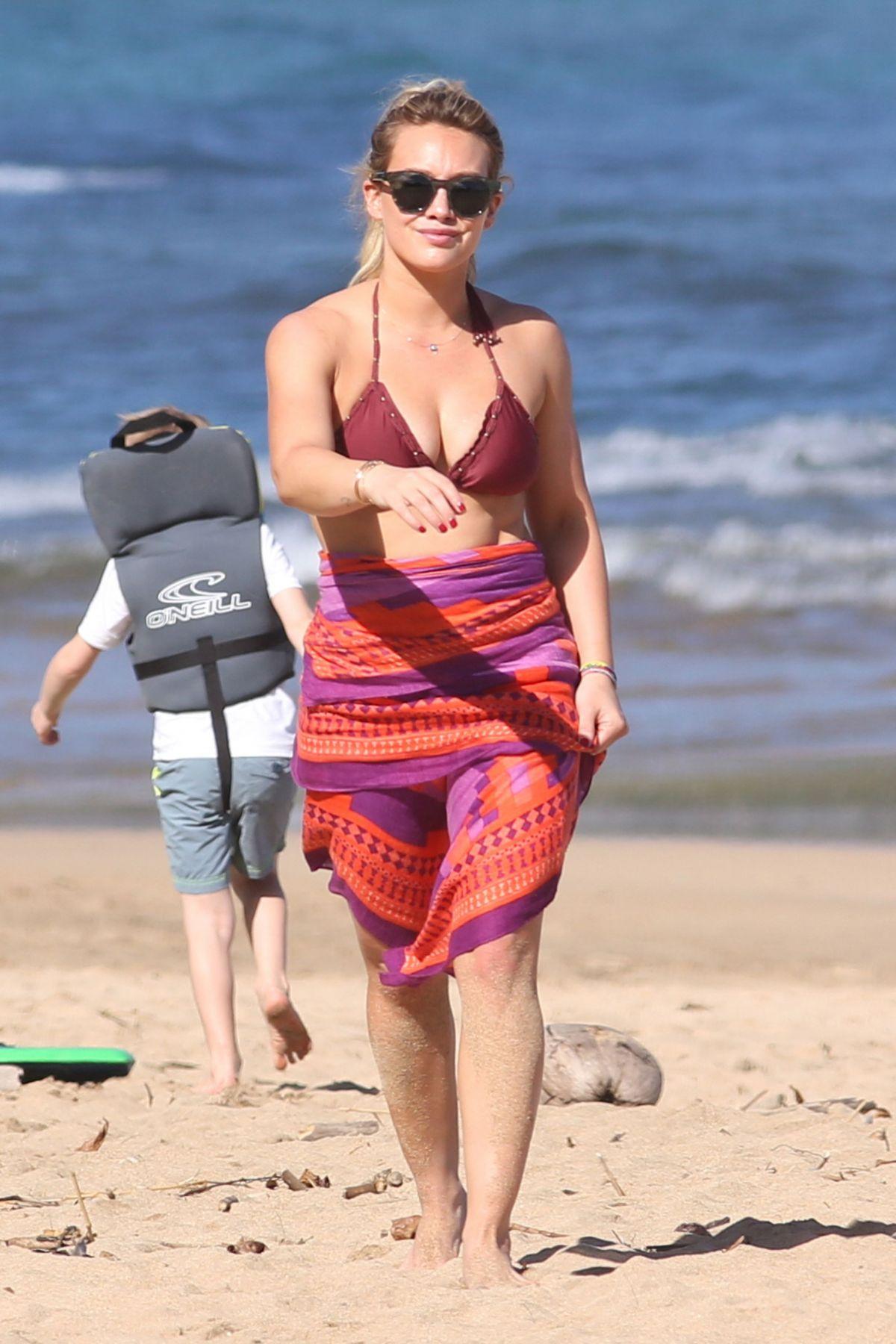 Hilary Duff Candid Bikini Beach Set Leaked