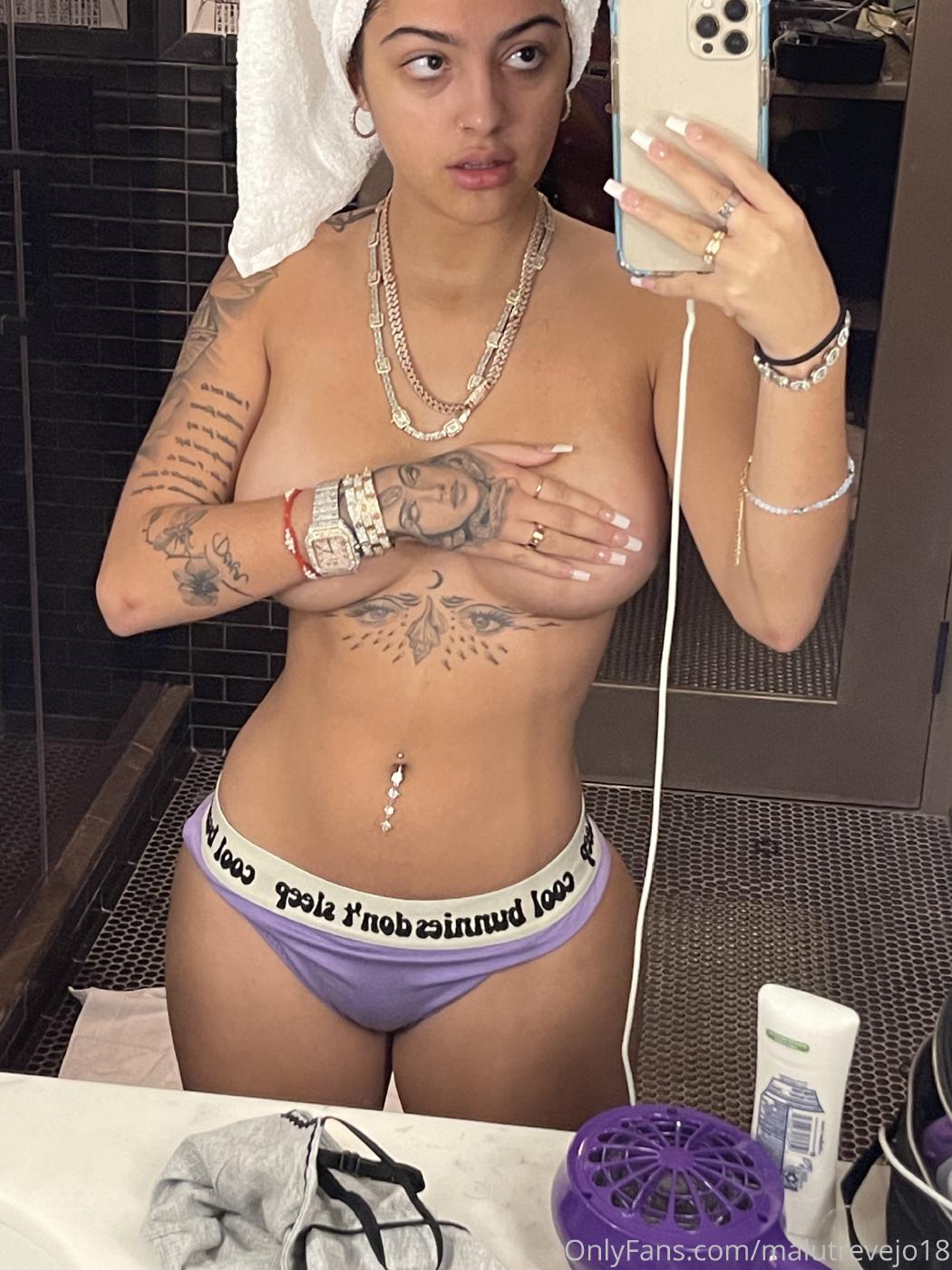 Malu Trevejo Nude Boobs Selfie Onlyfans Set Leaked