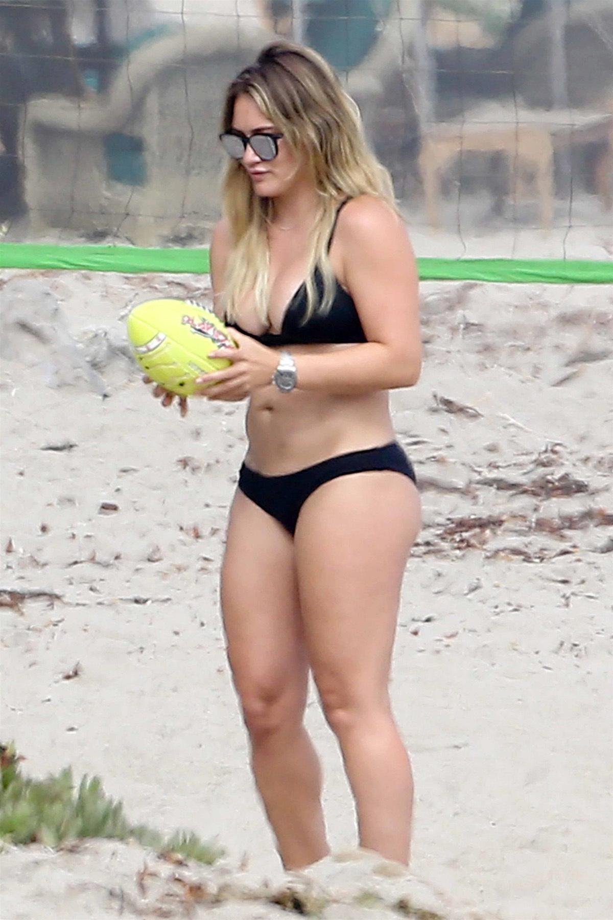 Hilary Duff Sexy Black Bikini Beach Play Set Leaked