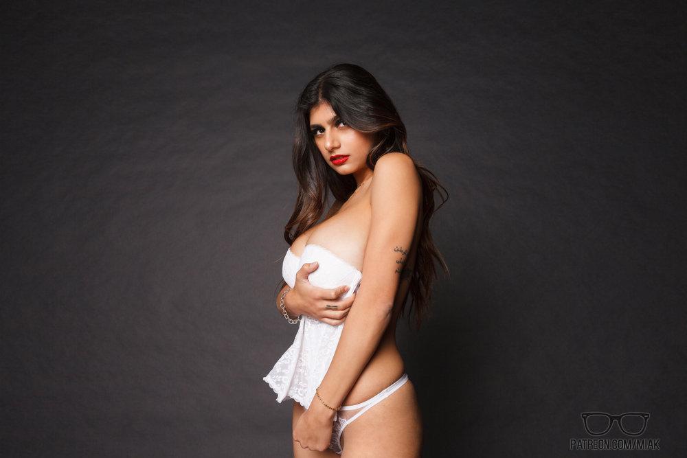 Mia Khalifa Corset Lingerie Photoshoot Patreon Photos