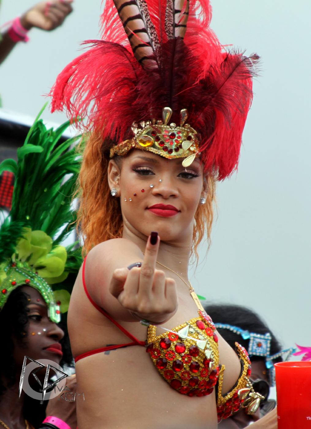 Rihanna Bikini Tease Barbados Festival Photos Leaked