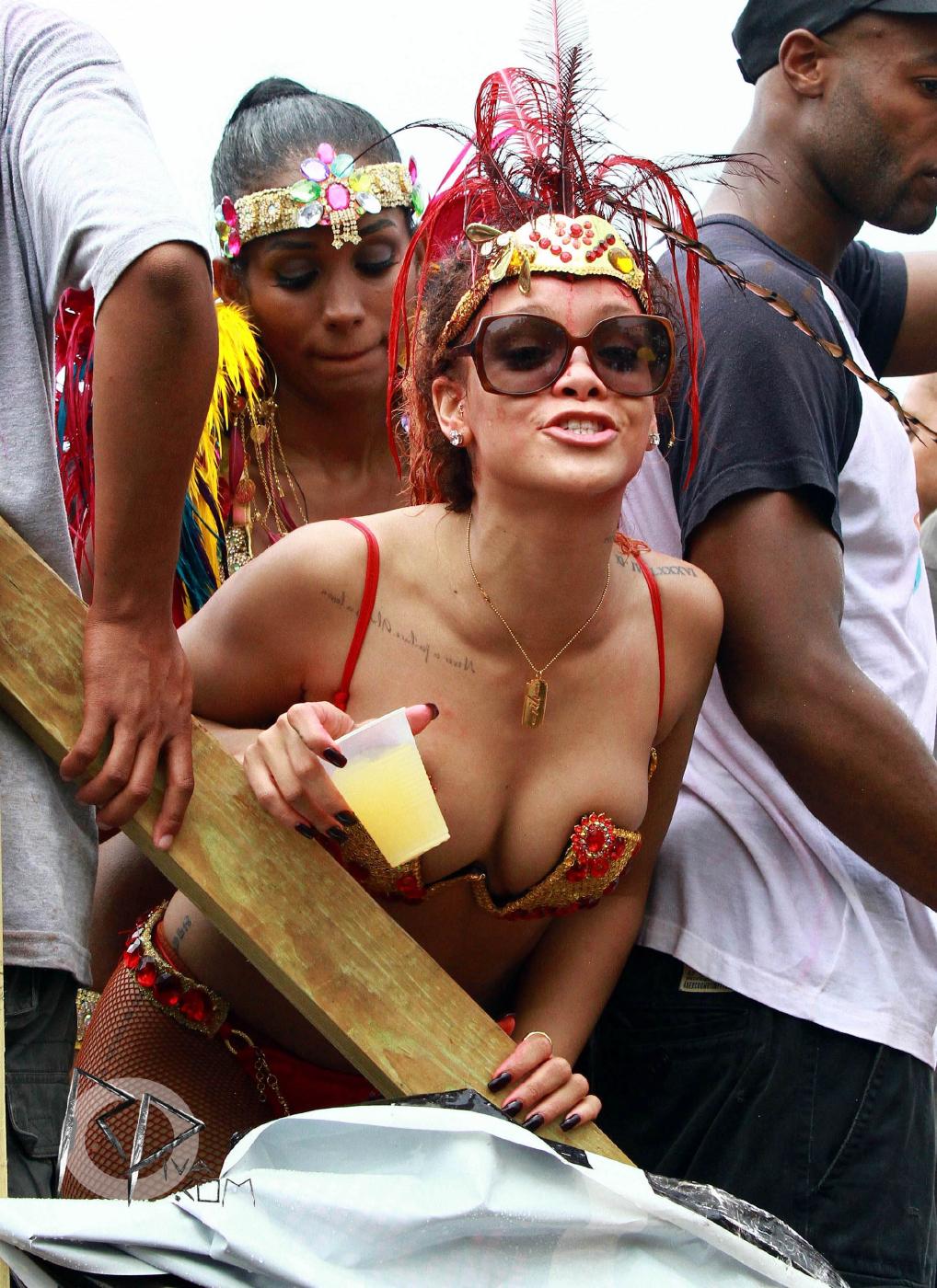 Rihanna Bikini Tease Barbados Festival Photos Leaked