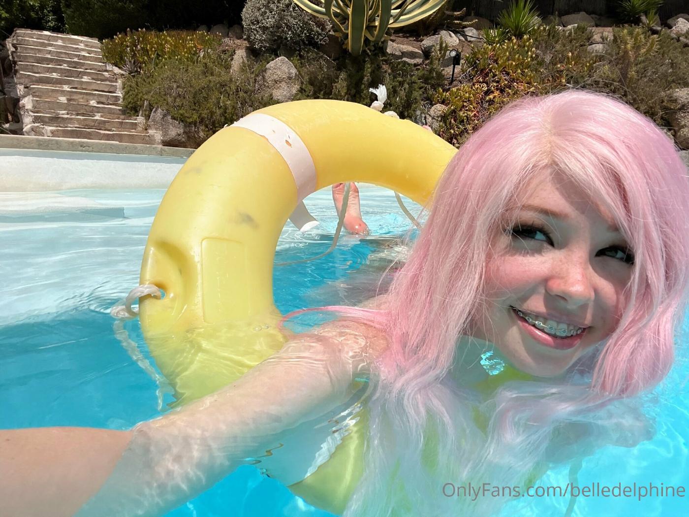 Belle Delphine Pool Holiday Onlyfans Nudes Leaked