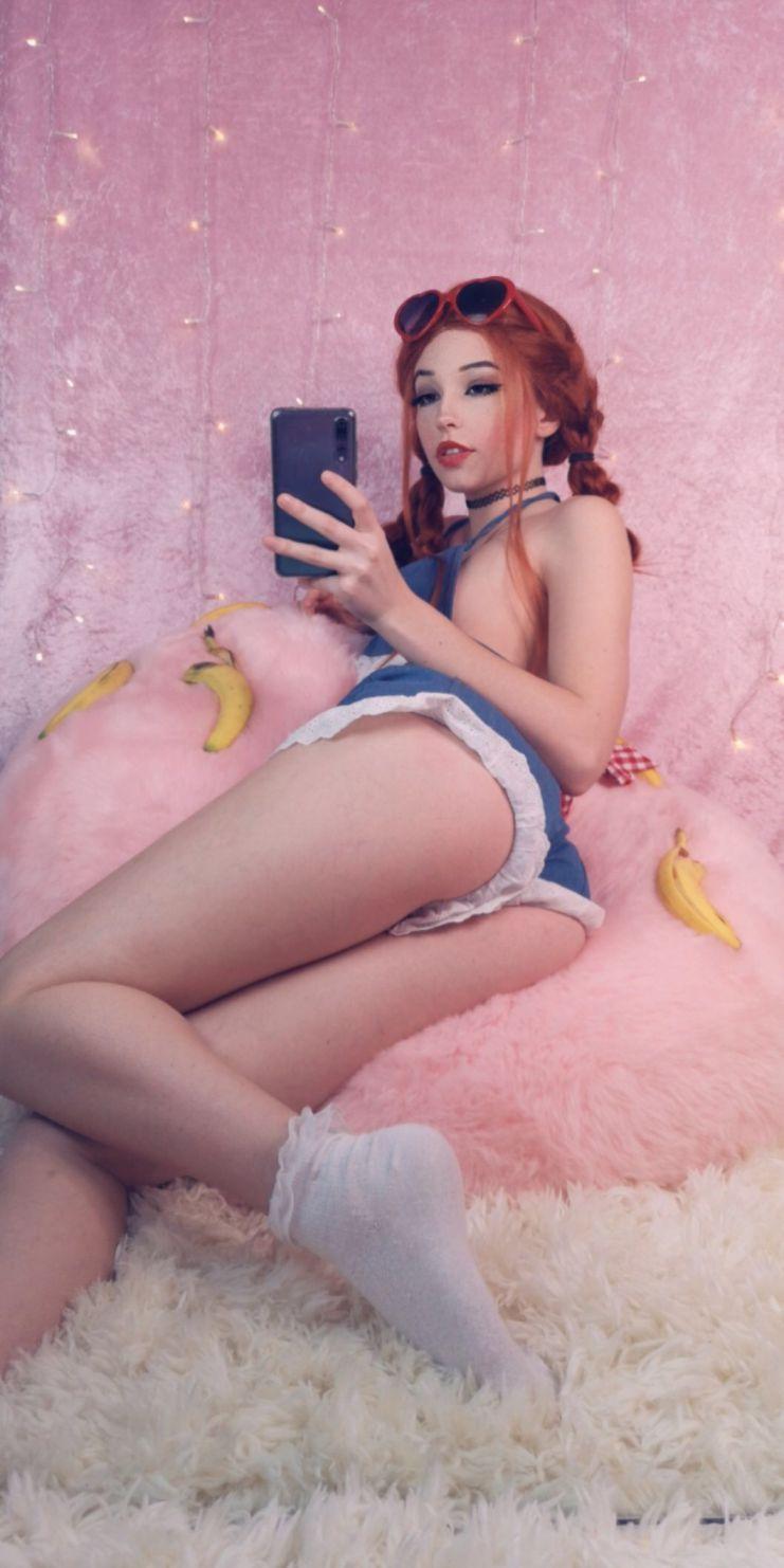 Belle Delphine Banana Selfie Set Onlyfans Photoshoot Leaked