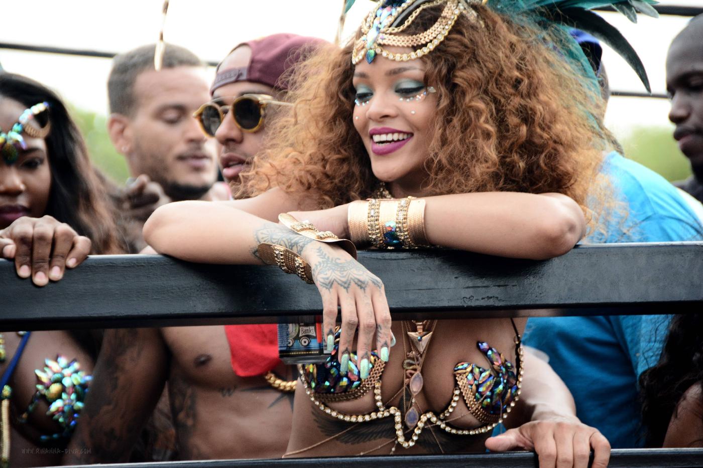 Rihanna Nip Slip Public Bikini Festival Photos Leaked