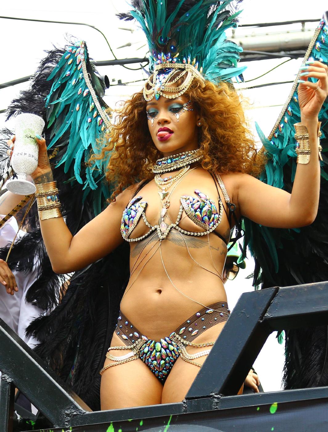 Rihanna Nip Slip Public Bikini Festival Photos Leaked