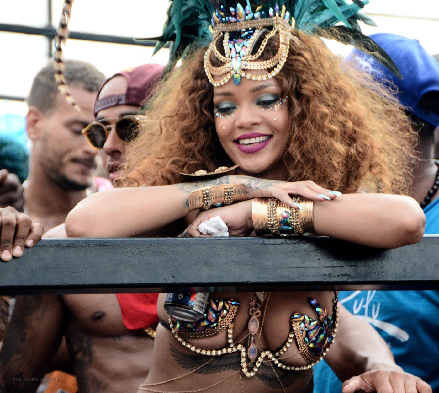 Rihanna Nip Slip Public Bikini Festival Photos Leaked